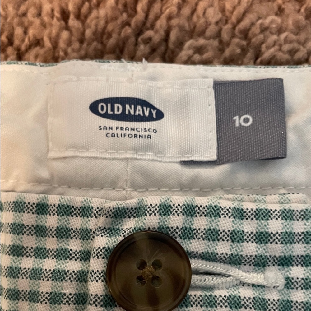 Chic Checkered Shorts - Picture 7 of 7